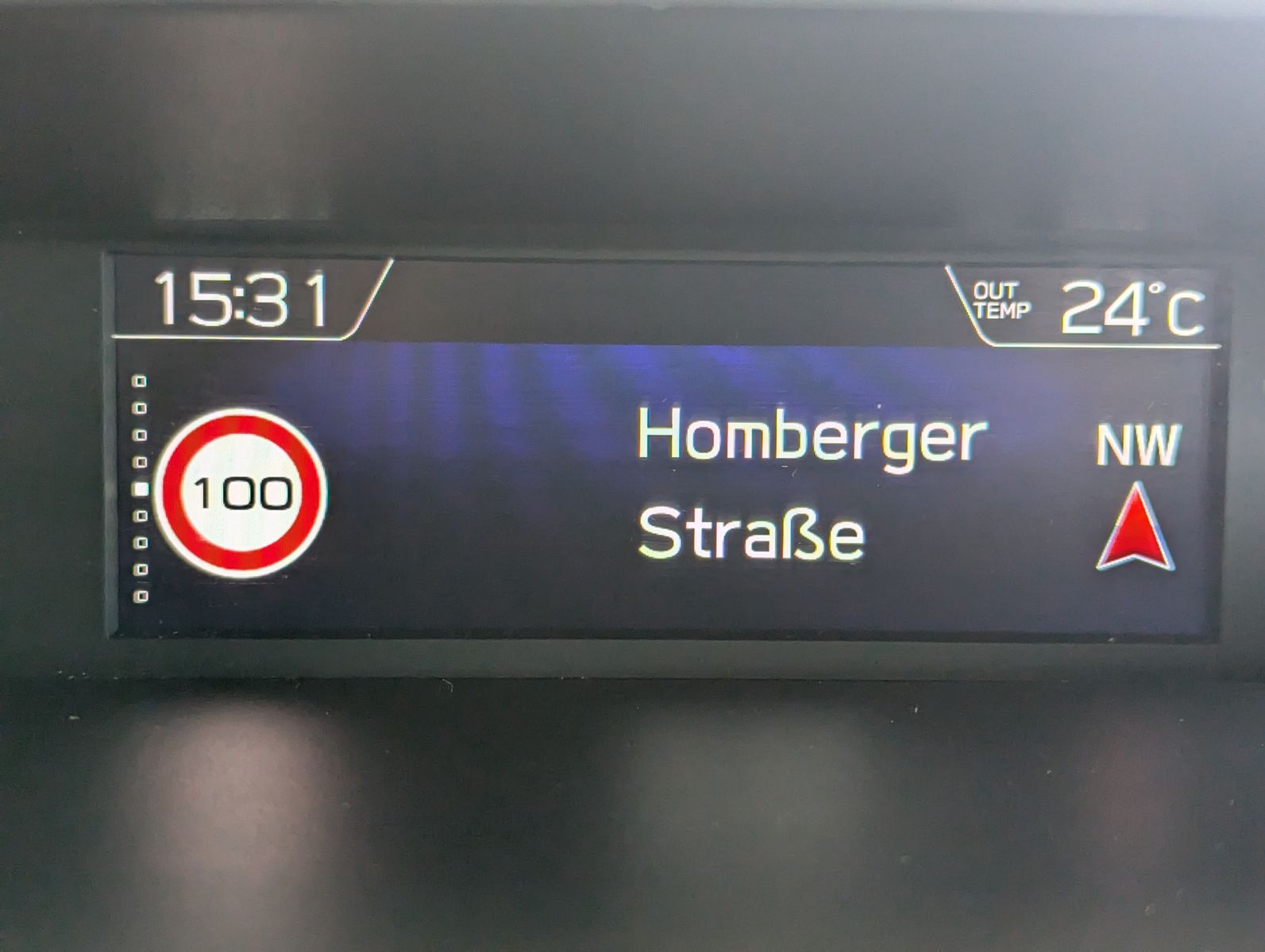 SUBARU Impreza 1.6i 4WD Aut. Exclusive LED ACC Navi SHZ - Image 28
