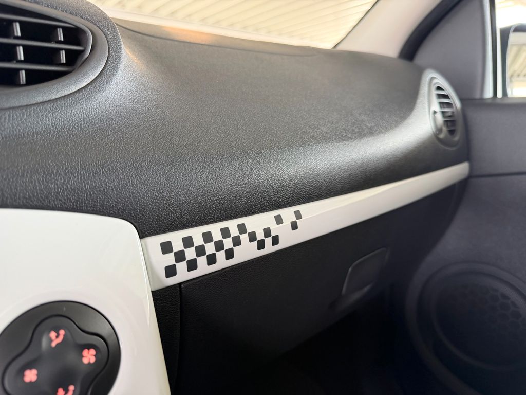 RENAULT Clio Dynamique TCE 100 Sport RENAULT Clio Dynamique TCE 100 Sport