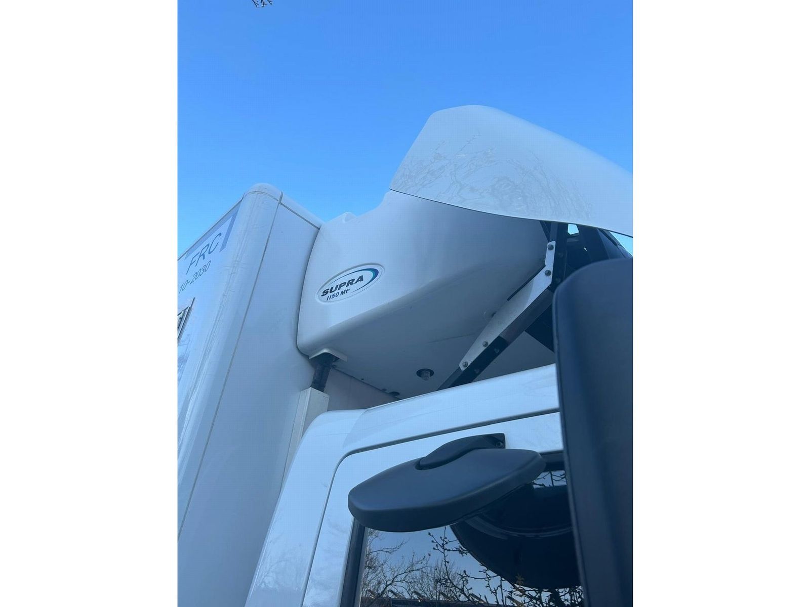 Fahrzeugabbildung Mercedes-Benz 1524 L Spier Althlet Thermo Carrier Supra LBW 2t