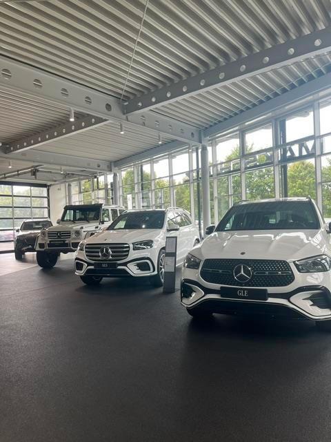 showroom-image-main