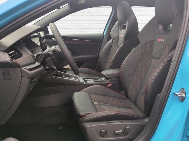 Fahrzeugabbildung SKODA Octavia Combi 2.0 TSI RS DSG CANTON PANO AHK
