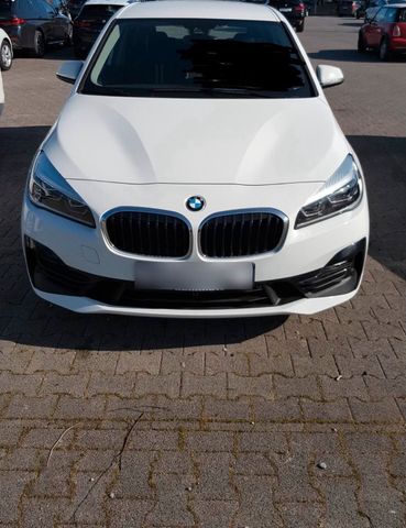 BMW BMW 218d Active Tourer, Sport Line, Alpinweiß
