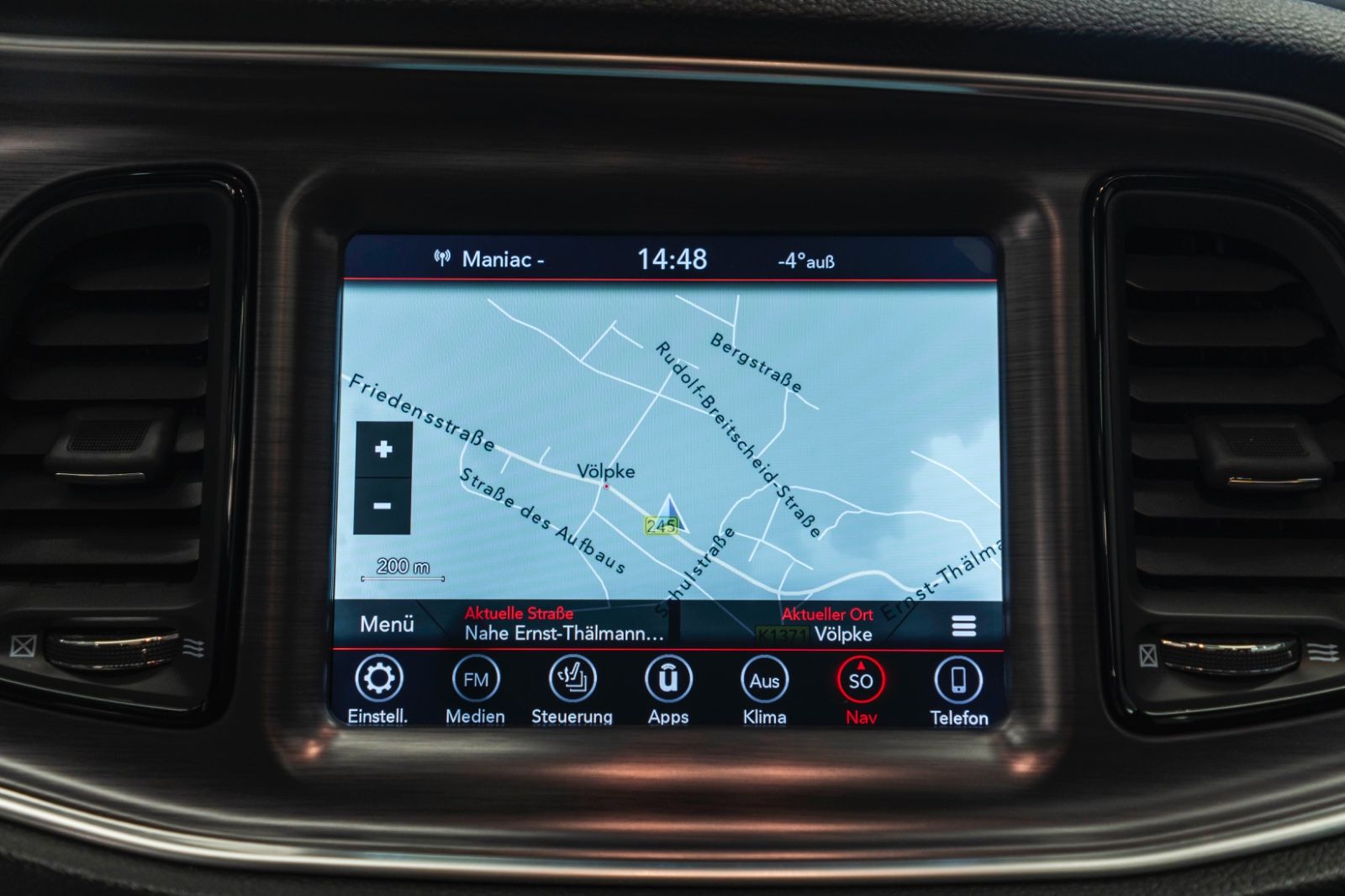 Fahrzeugabbildung Dodge Challenger 3,6L SXT ALPINE KAM CARPLAY M+S