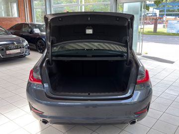 BMW 330 - 7