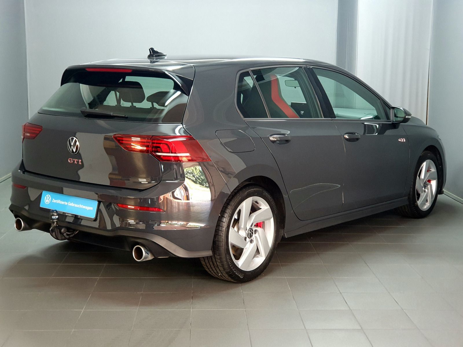 Volkswagen Golf VIII GTI 2.0TSI DSG AHK ACC LED Navi HuD foto 4
