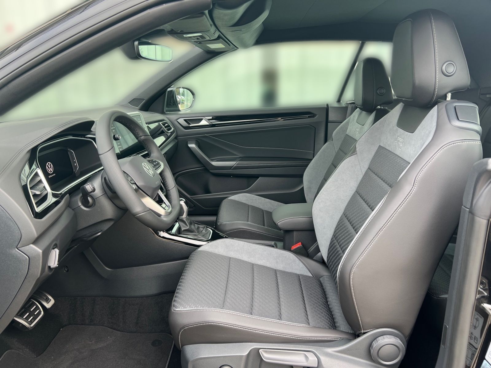 Volkswagen T-Roc - Bild 8