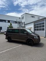 Volkswagen Multivan Highline 2.0 BiTDI 179 PS | 8-Sitzer  - : Sitzer 8