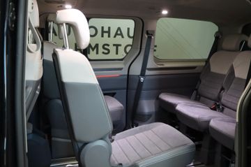 Volkswagen T7 Multivan 2.0 DSG LÜ lang AHK Pano StHz 19 Zo.