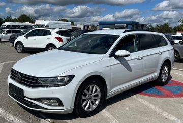 Volkswagen Passat Variant - 3