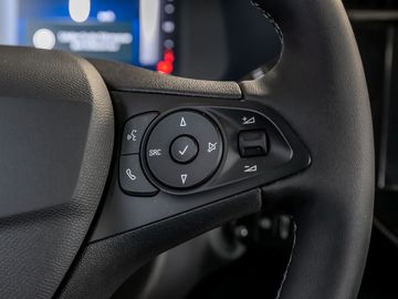 Opel Corsa F 1.2 Edition Komfort-Paket Sitzhzg. LED