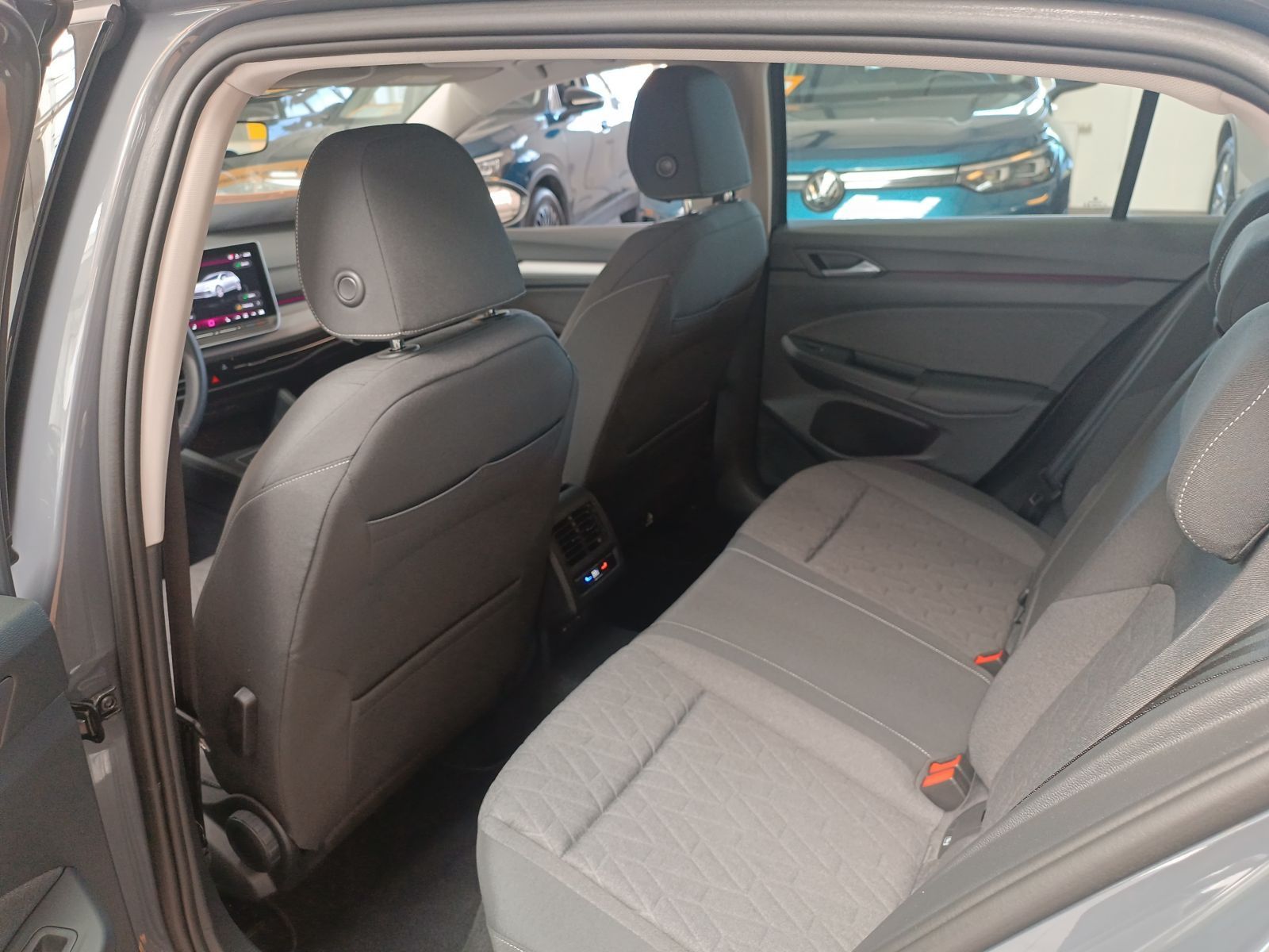 Volkswagen Golf - Bild 8