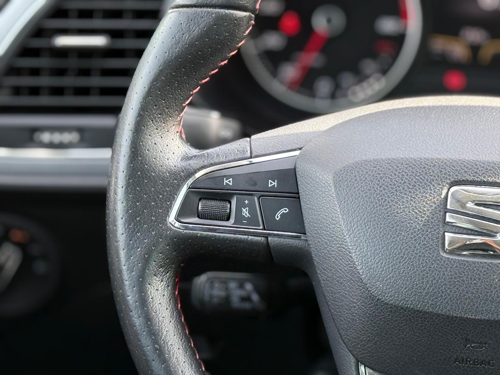 Seat LEON ST FR 1.8TSI LED|NAV|ALCANTARA|SOUND|UNIKAT