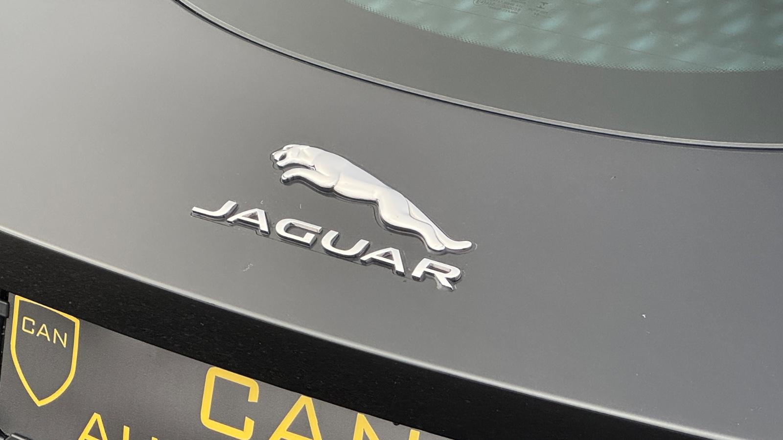 JAGUAR F-TYPE R 5.0 V8 551CH - BVA - PACK CARBON