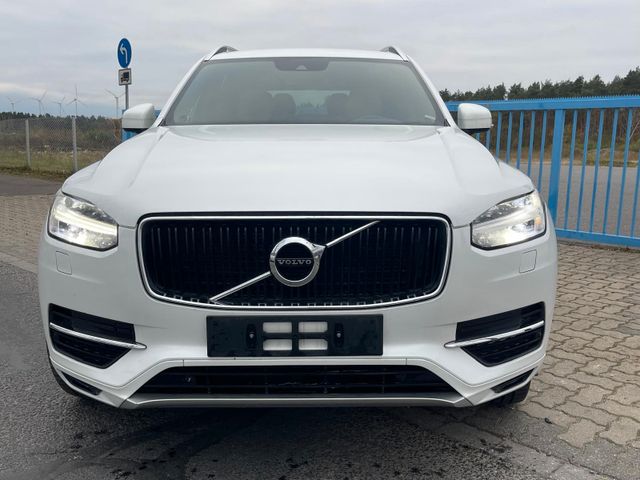 Volvo XC 90 XC90 Momentum Anzahl Sitzplätze 7