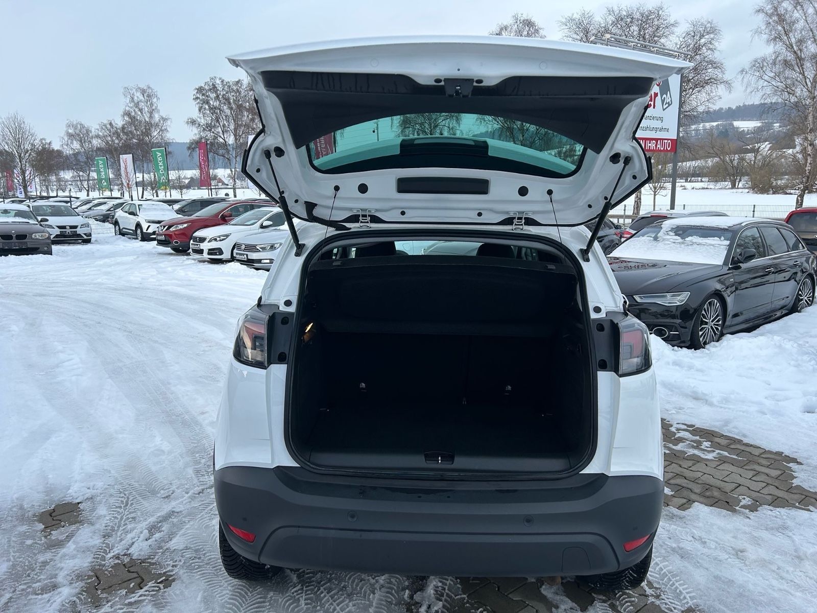 Fahrzeugabbildung Opel Crossland°Automatik°Kamera°1.Hand°LED°