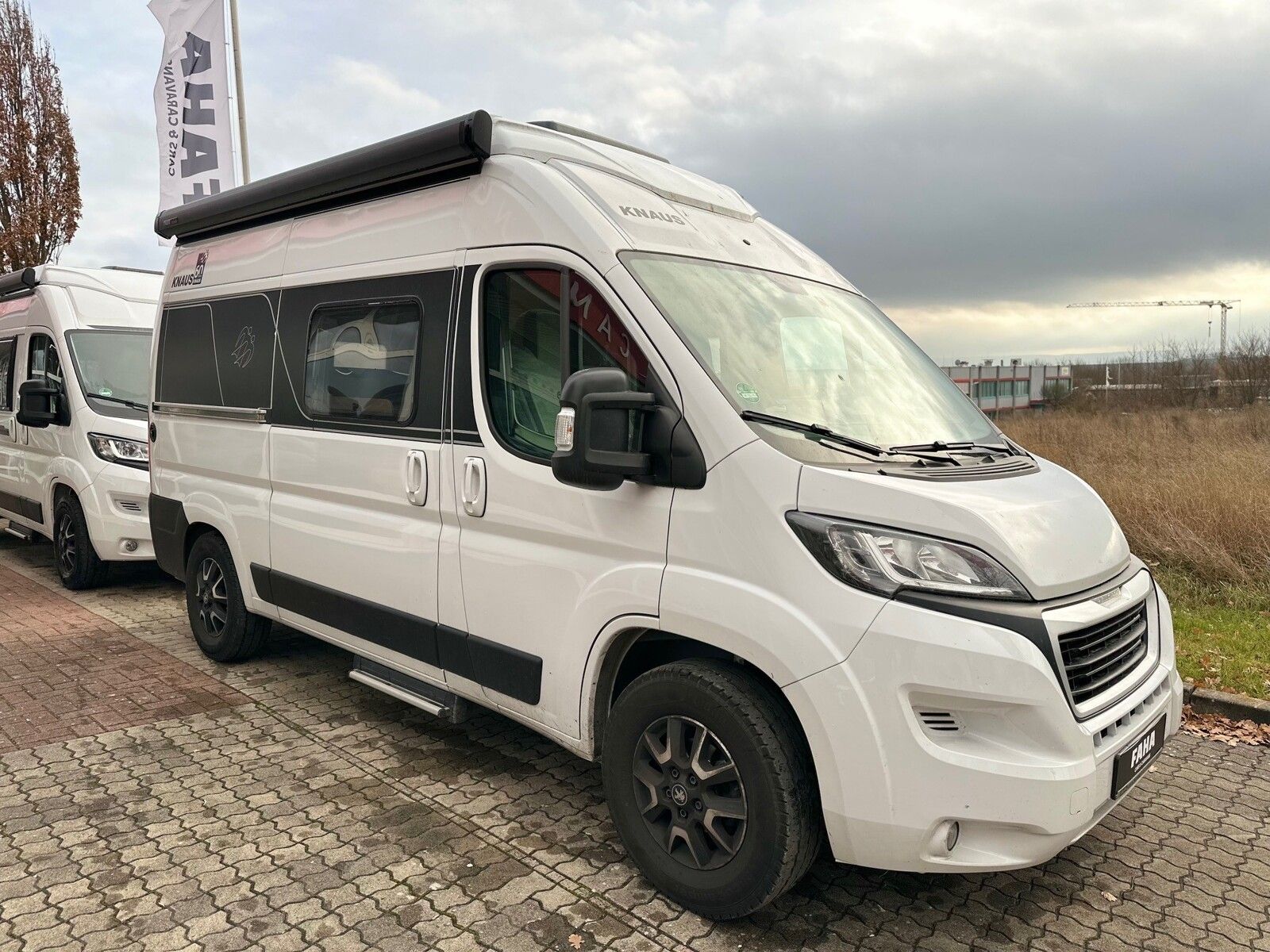 Fahrzeugabbildung Knaus BoxStar 60 YEARS 540 ROAD Peugeot AHK