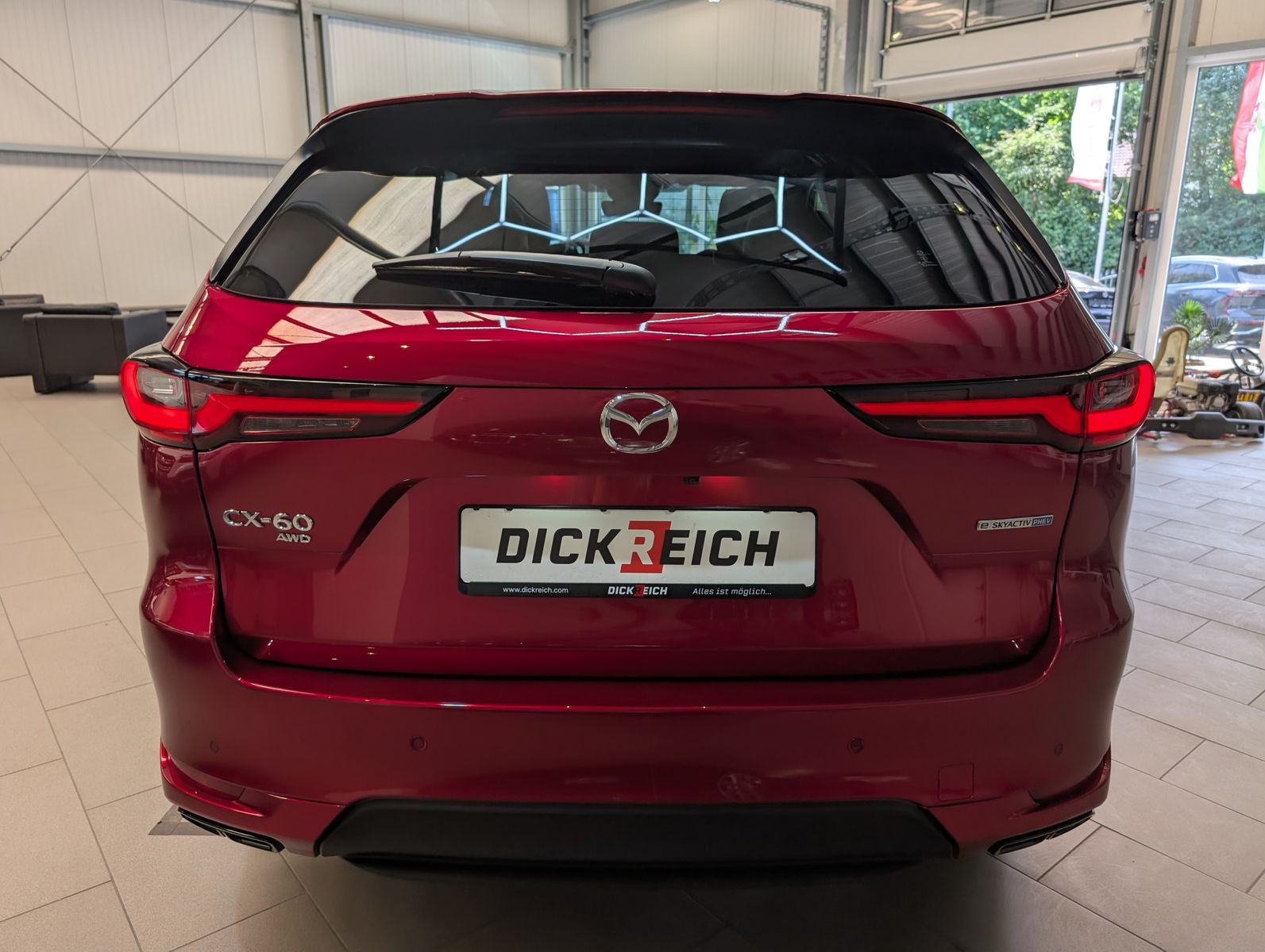 Fahrzeugabbildung Mazda CX-60 2.5L e-SKYACTIV PHEV 327 Homura+ Pano Bose