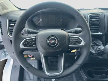 Fotografie 10 des Opel Movano Kasten L2H1 Kamera AHK Allwetter Schwings