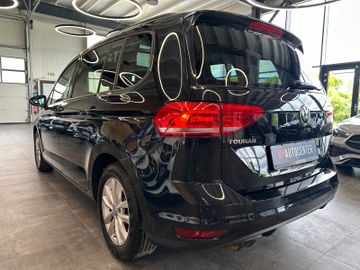 MYAUTOCENTER – Gebraucht- und Jahreswagen mit Werkstattservice in Pfaffenhofen Volkswagen Touran Comfortline BMTStart-Stopp *Pano*AHK*