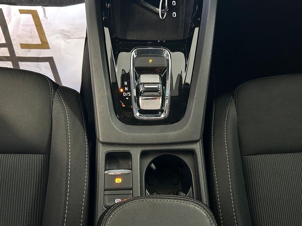 Skoda Octavia Lim DSG STYLE NAVI*HUD*ViCo*MATRIX*AHK*