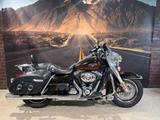 Harley-Davidson FLHRC Road King Classic J&H - HARLEY-DAVIDSON 2011 ROAD KING