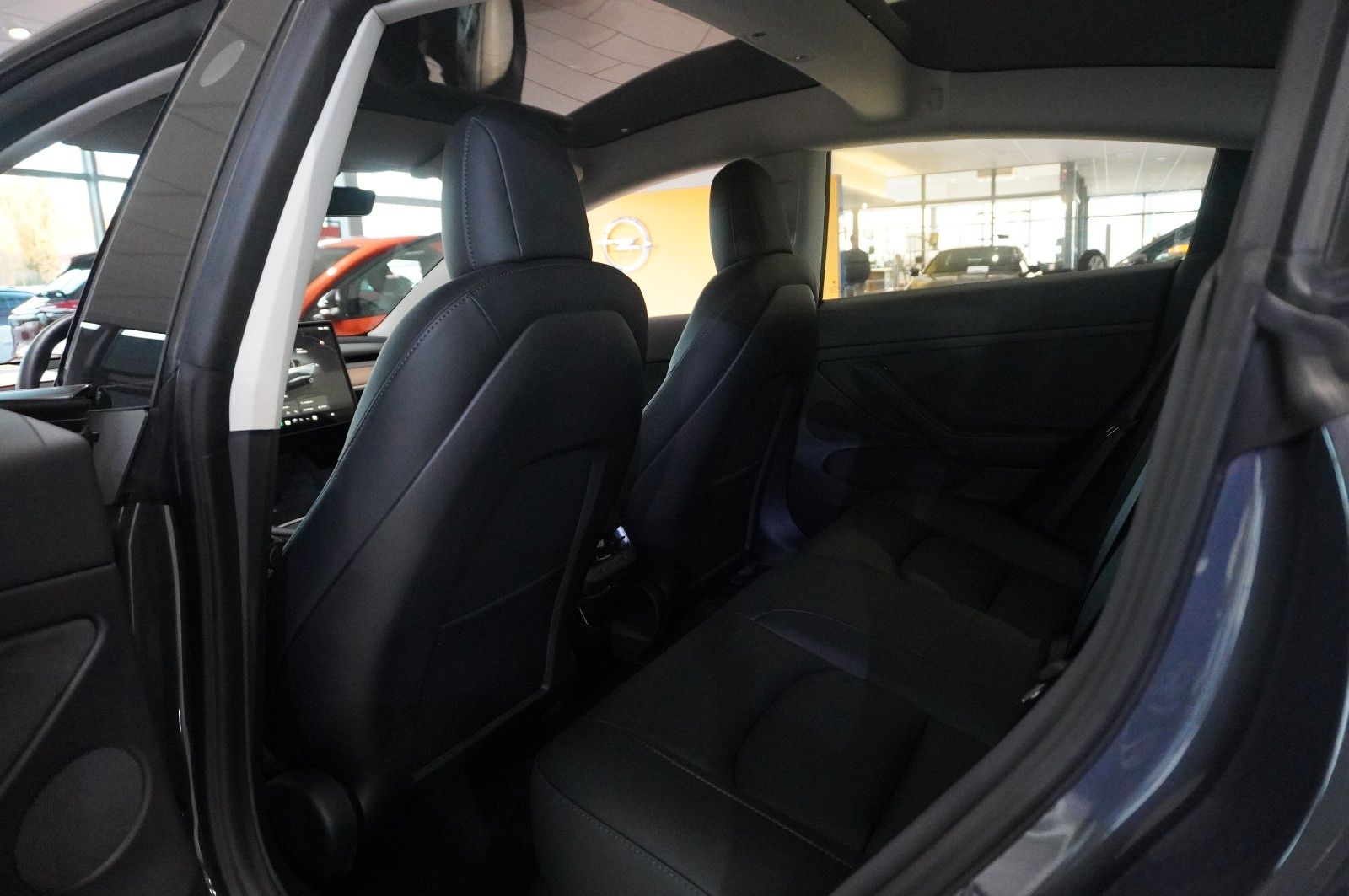 Fahrzeugabbildung Tesla Model 3 LONGRANGE DUAL-MOTOR NAVI/KAMERA/SHZ/AMD