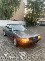 Audi 100 2,3 Automatik 3500 Vb - Audi 100: Auto