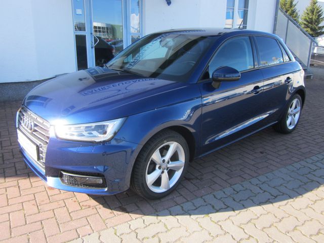 Audi A1 Sportback design+16"+Xenon+Navi+SHZ+PDC