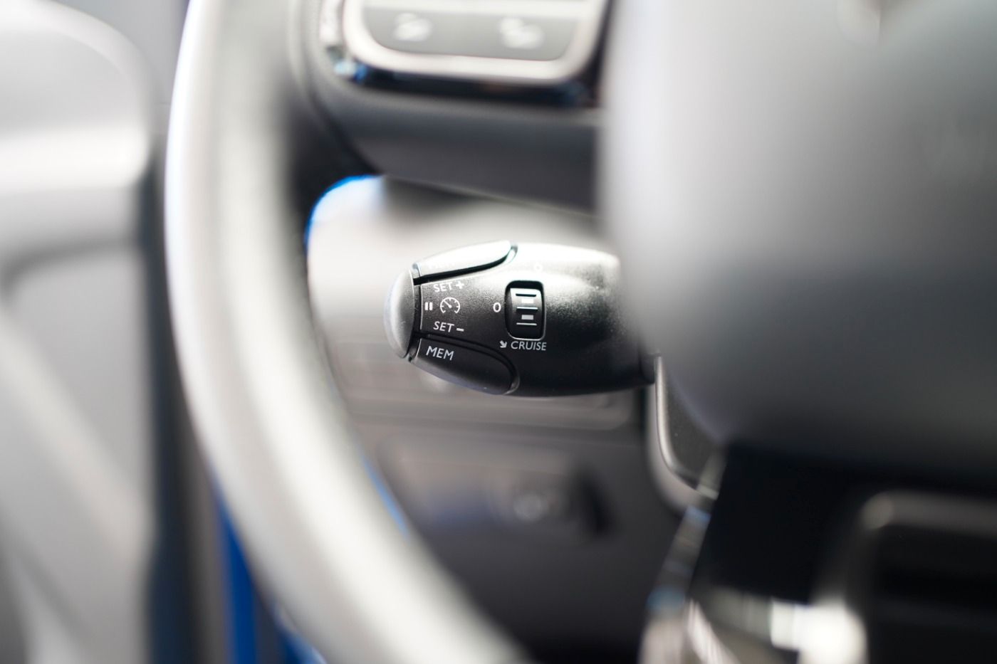 Fahrzeugabbildung Citroën C3 Aircross PureTech 130 EAT6 Plus Automatik Nav