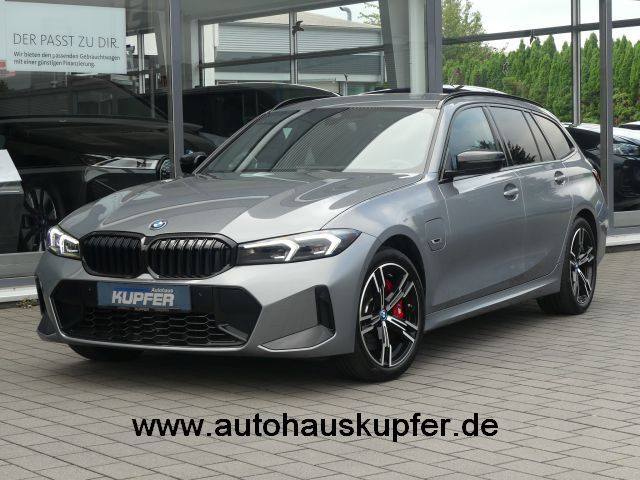 BMW 330 e xDrive Tour M Sport Pro AHK°Ad.LED°rot Br.