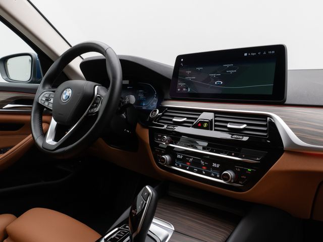 Foto Nummer 37: BMW 530e