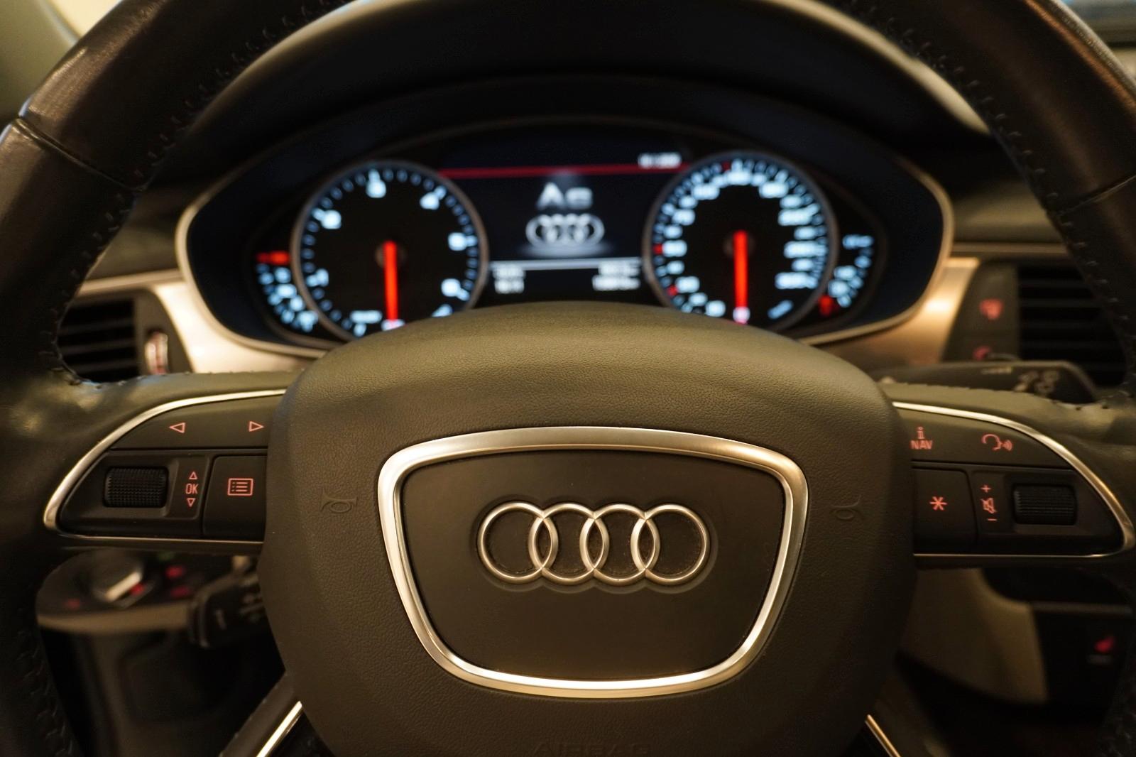 AUDI A6 AVANT 3.0 TDI*AHK*S-LINE*LED*ACC*SIDEU0026LANE*4Z | 218 ch | BVA | ATTELAGE