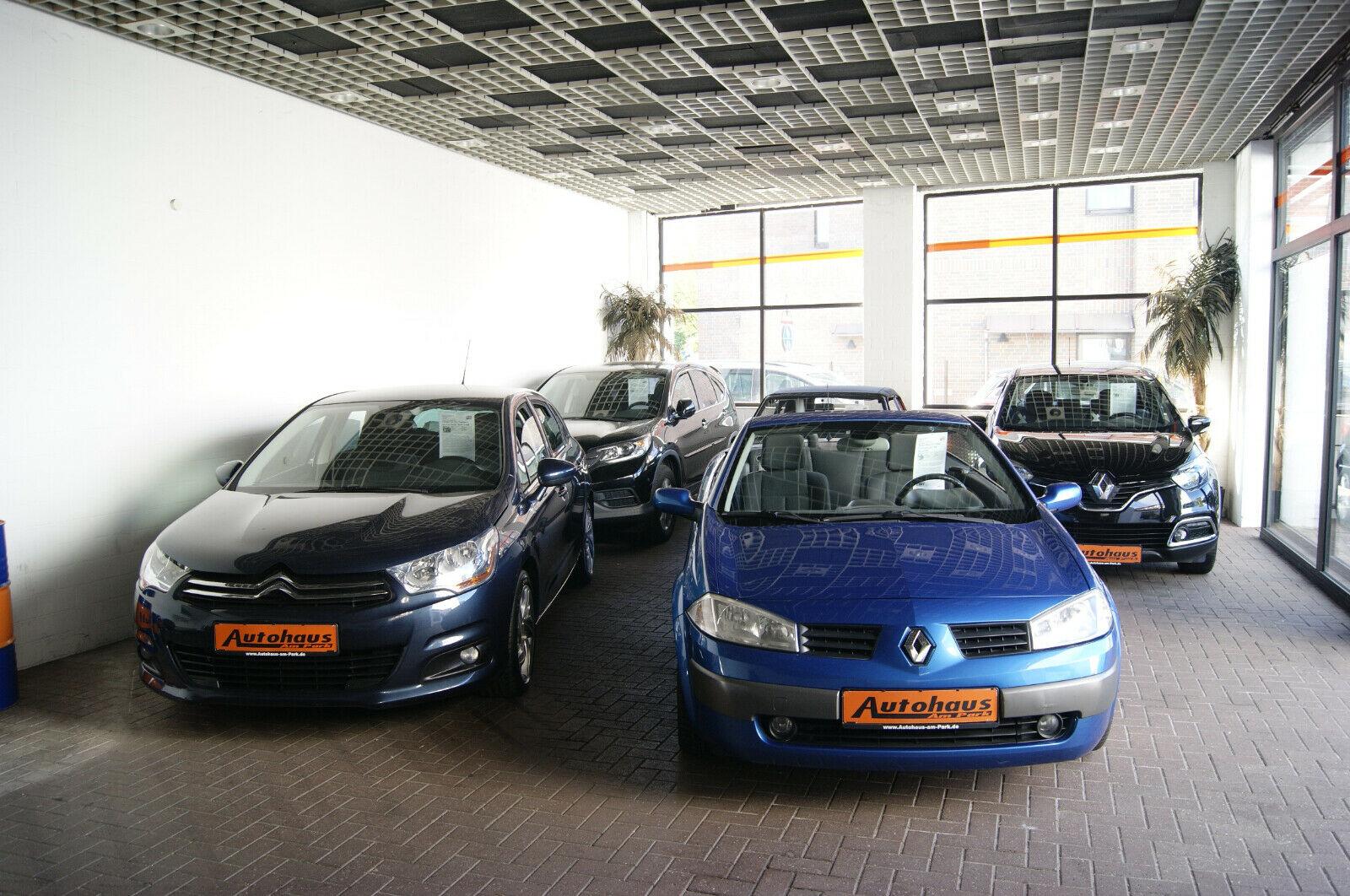 showroom-image-bottom