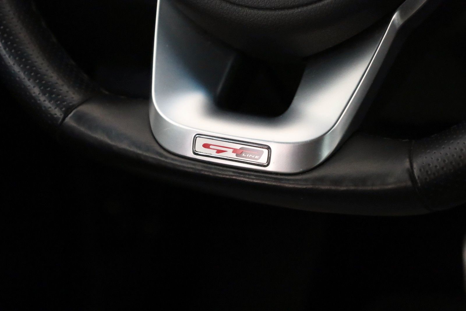 Fahrzeugabbildung Kia Sportage GT-Line 4WD,Leder,Pano,Navi,360°Kam,AHK