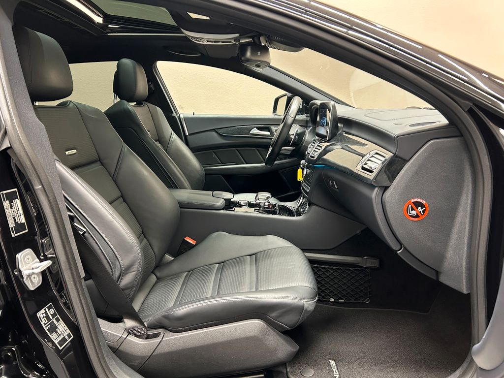 Mercedes-Benz CLS 63 AMG Shooting Brake CLS63 AMG Shooting Brake 4M**750PS**20"**NIGHT**