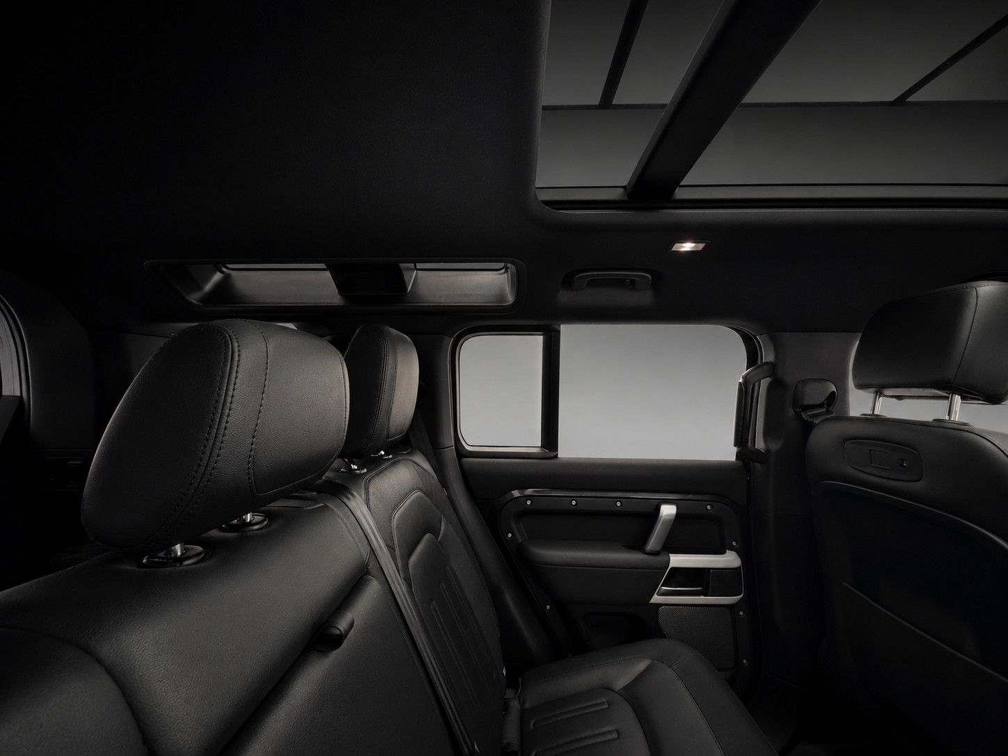 Fahrzeugabbildung Land Rover Defender 110 X-Dynamic SE/PANO/HUD/MERIDIAN