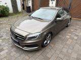 Mercedes-Benz A 200 Automatik 2Hd AMG Paket Navi Xenon TOP - : Grau, Ambiente-Beleuchtung, Kleinwagen