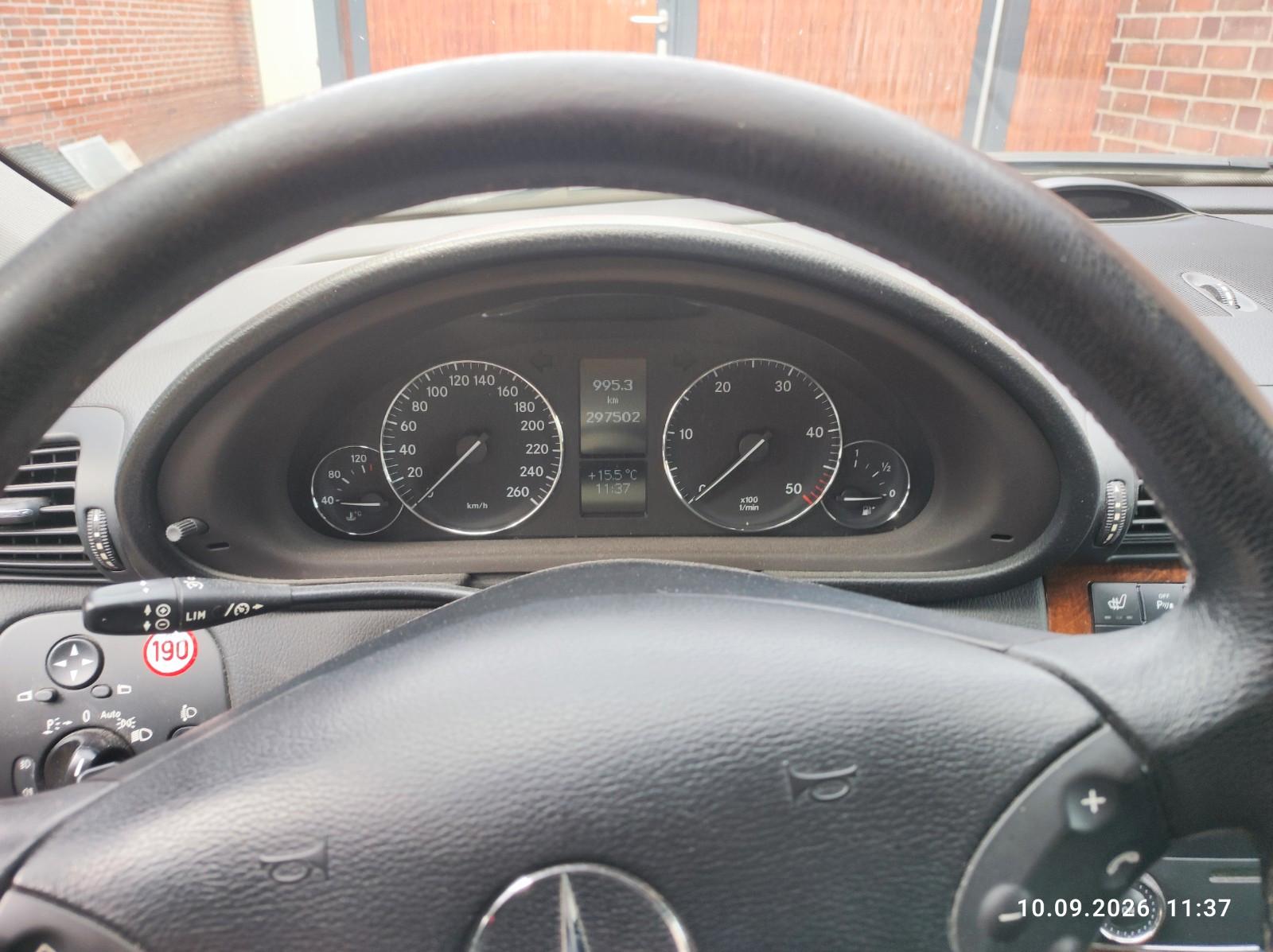 Mercedes-Benz C200 2006 — photo 6