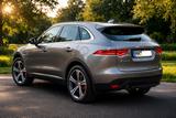 Jaguar F-Pace 20d AWD Prestige Ambiente - Jaguar Gebrauchtwagen in Hamburg