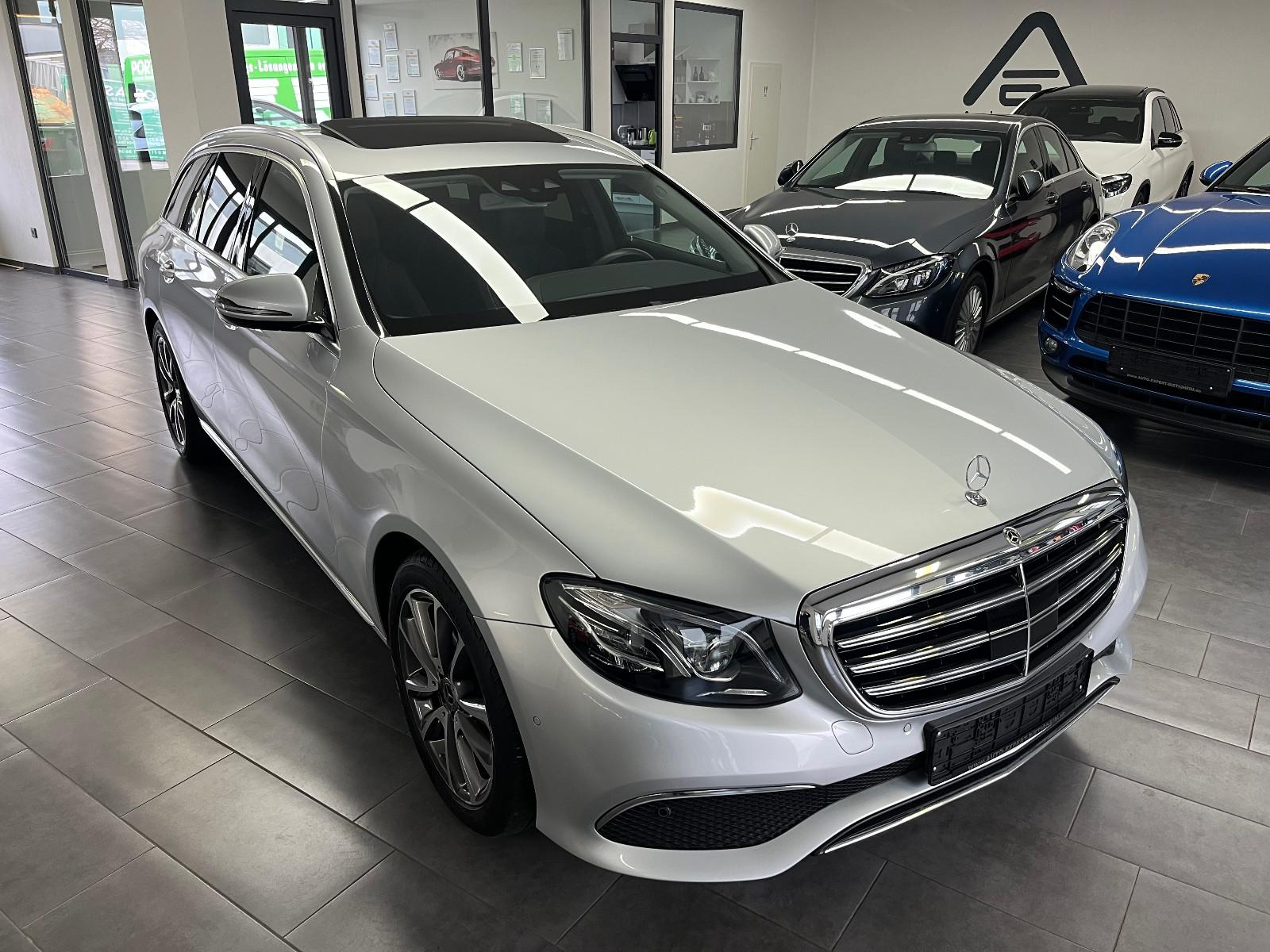 Mercedes-Benz E 250 T-Modell Navi/LED/Glasdach/Kamera