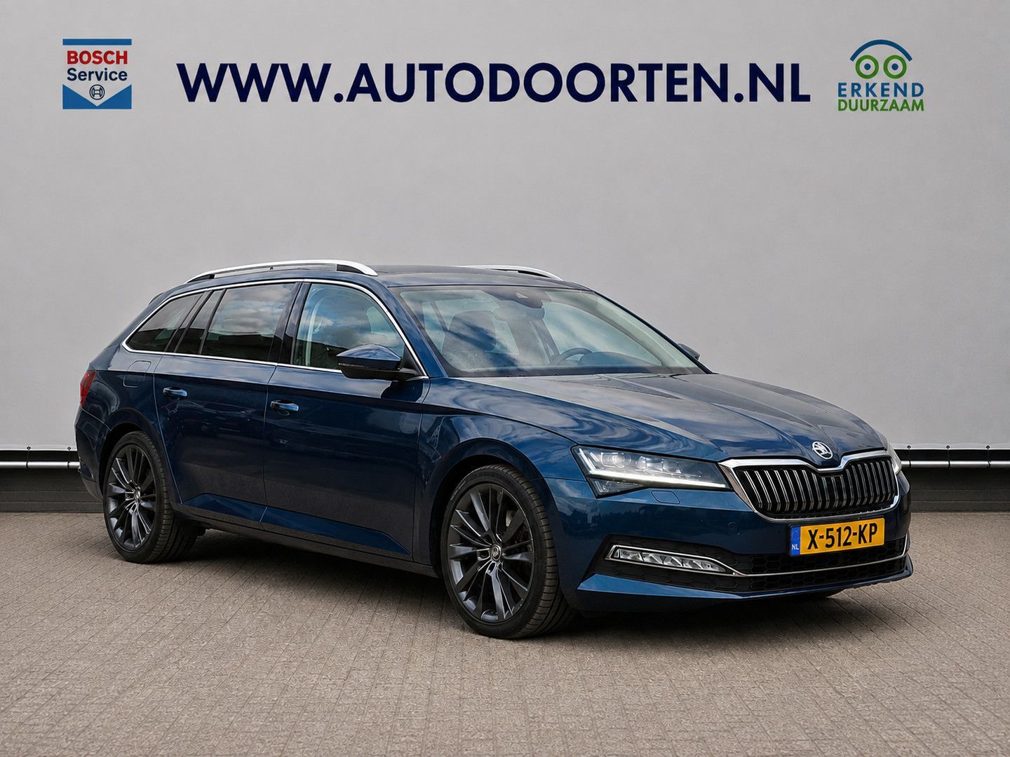 Skoda Superb kombi 2.0 TDI DSG Laurin Klement|Leder|Ma