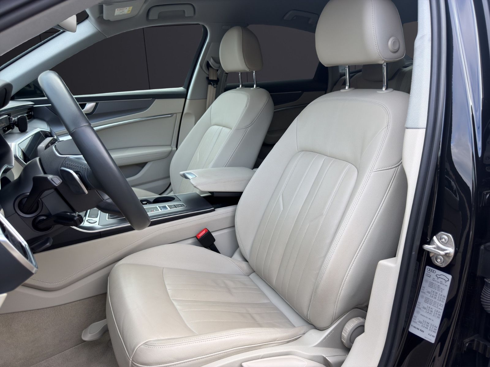 Fahrzeugabbildung Audi A6 Lim. 45 TDI quattro/Matrix/Kamera/Virtual/Shz