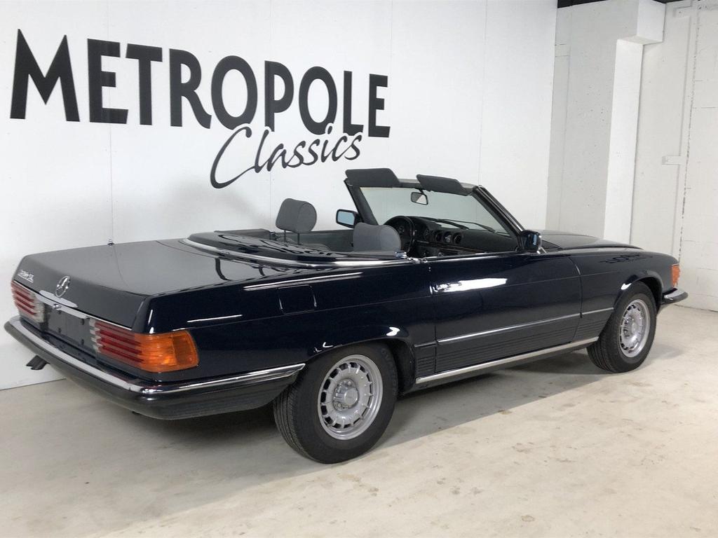 Mercedes-Benz SL 380