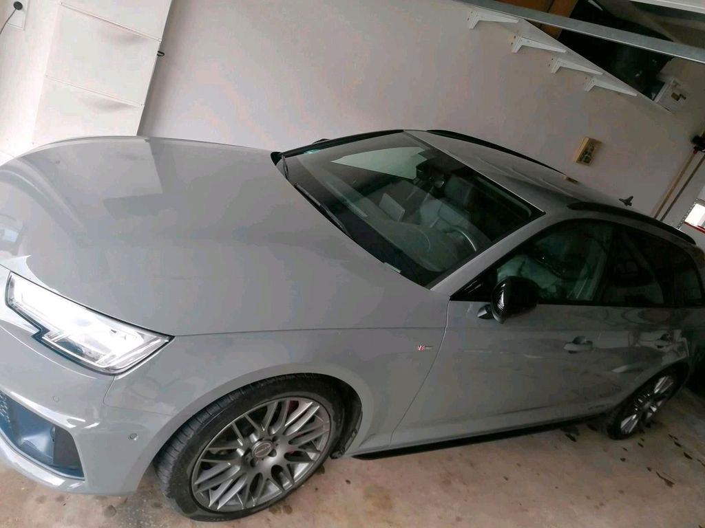 Image of Audi A4