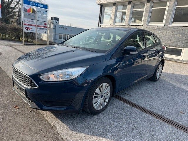 Ford Focus - 1