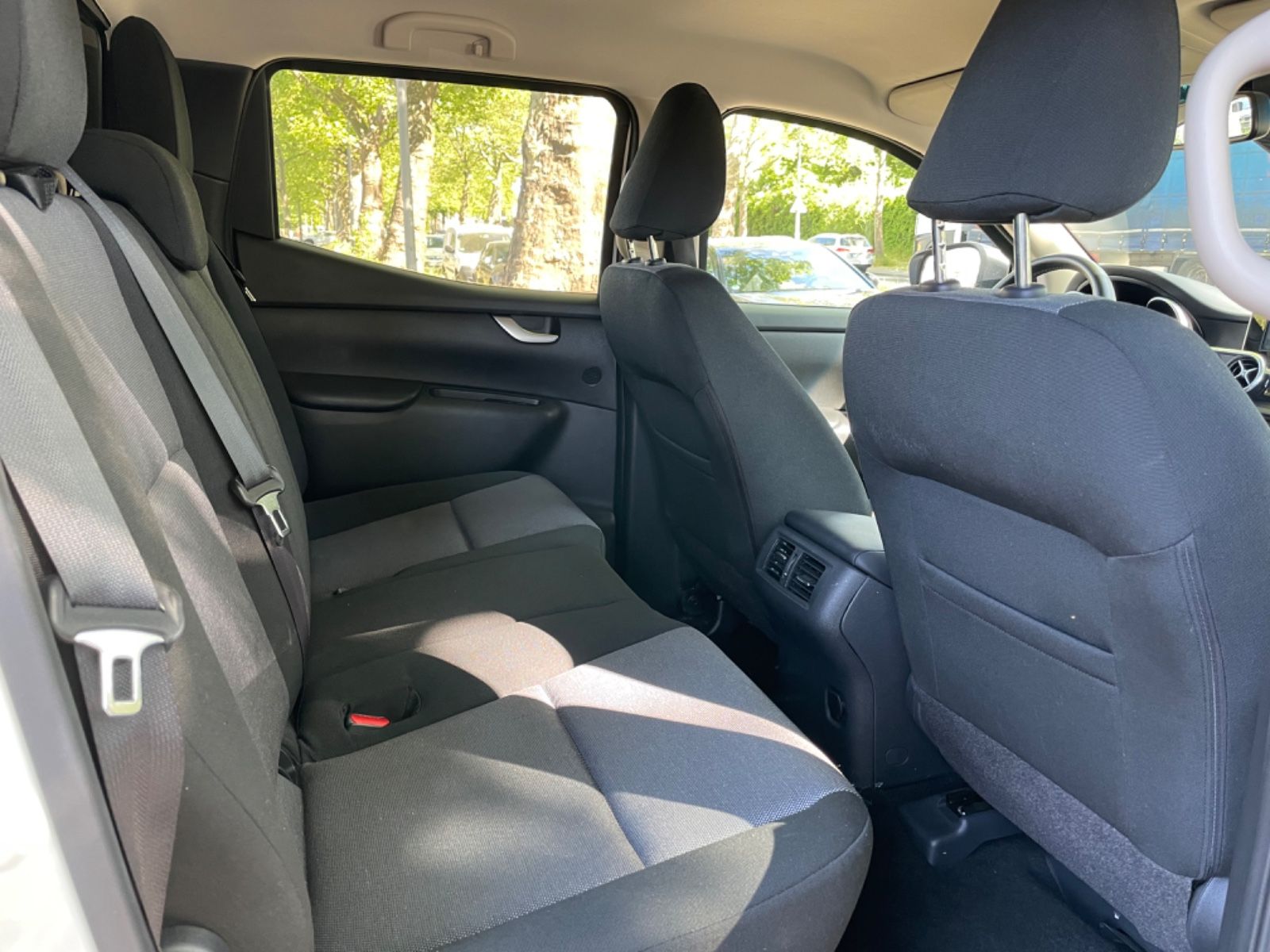 Fahrzeugabbildung Mercedes-Benz X 350d 4Matic DoKa*AluCab*Navi*4x4*Keyless*Kam*
