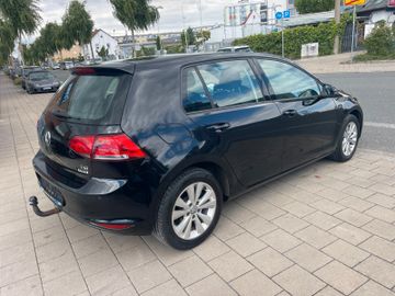 Volkswagen Golf - 5
