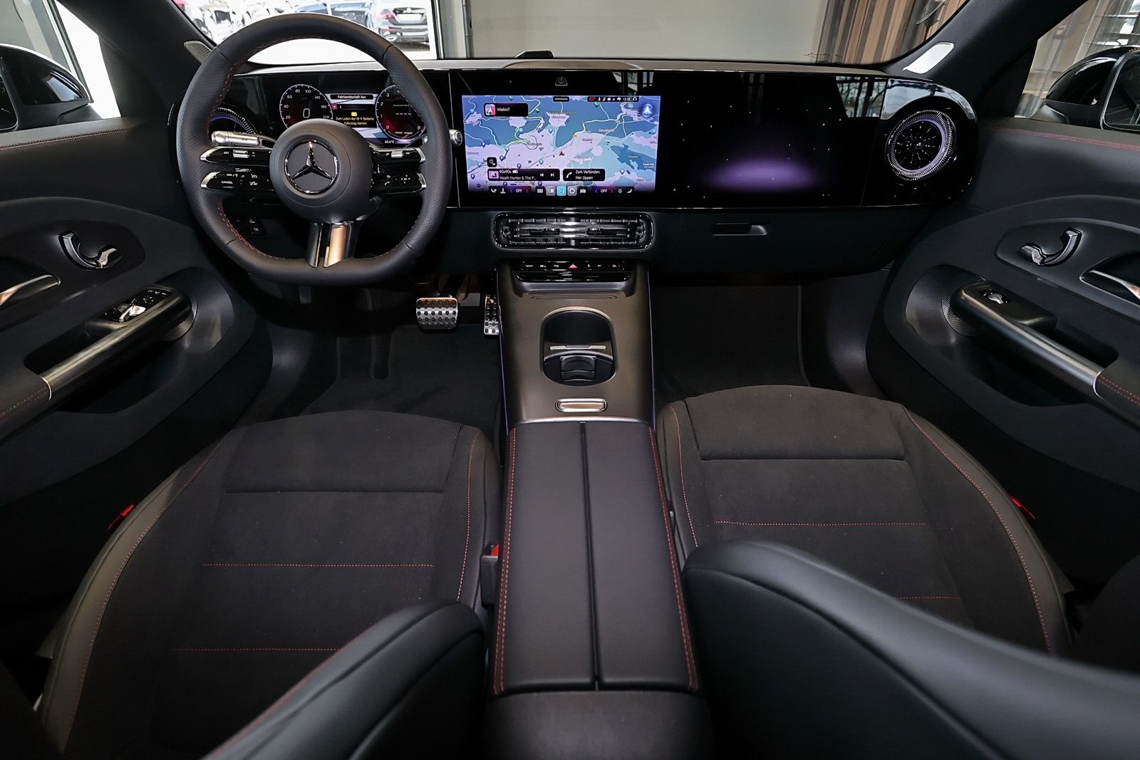 Mercedes-Benz CLA 220 4M AMG Neu Superscreen Rükam M-LED Pano foto 5