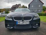 BMW 530d Touring A - - mit Diesel-Antrieb: Schwarz, Vollleder, Head-Up Display, Kombi