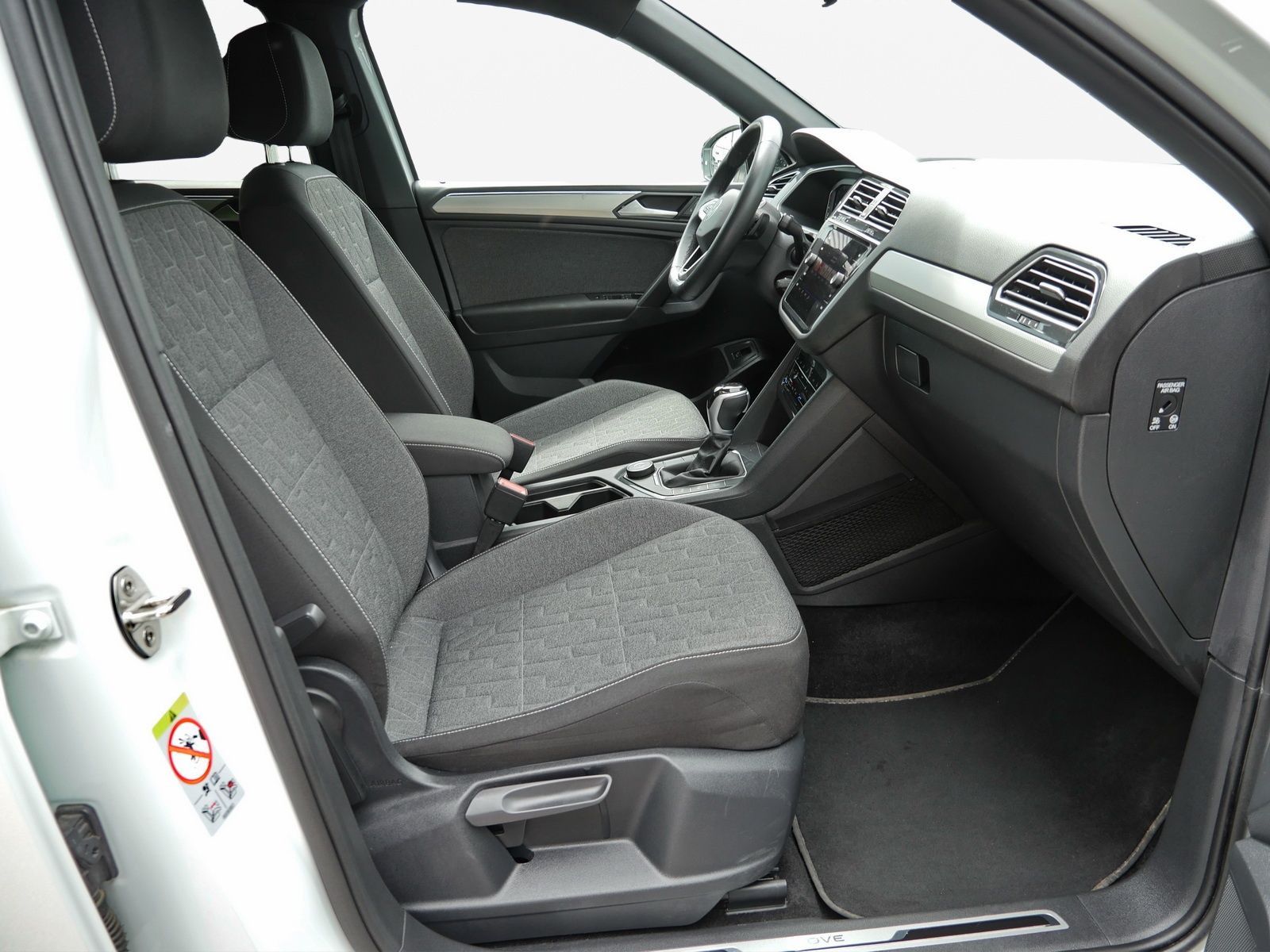 Volkswagen Tiguan Allspace 2.0 TDI Life 7Sitze*DAB+*ACC*AHK foto 4
